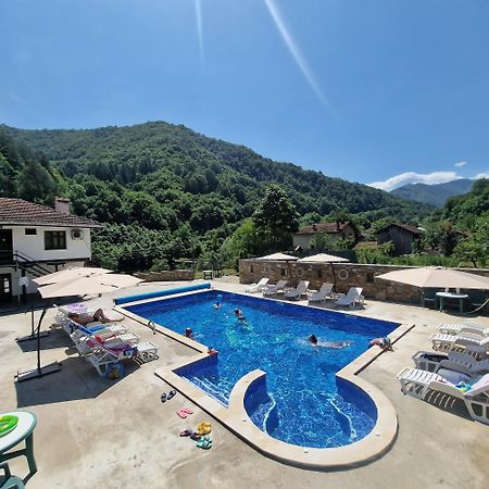 Guest House Ivan Cherni Osum Dış mekan fotoğraf