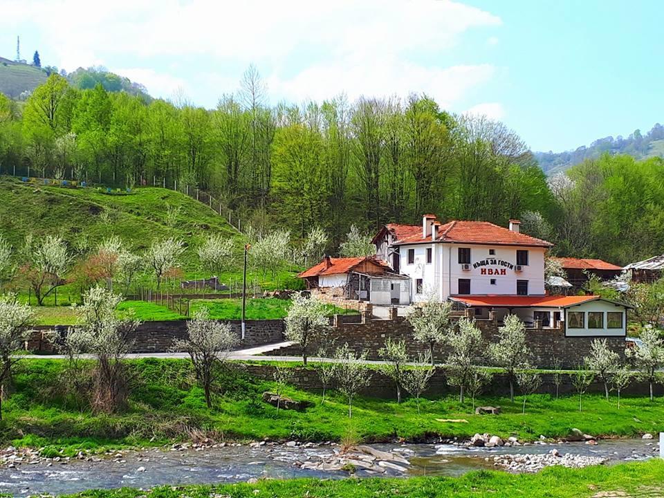 Guest House Ivan Cherni Osum Dış mekan fotoğraf